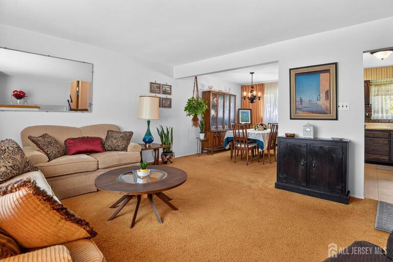 Photo 7 of 2 Peachwood Court, Milltown NJ 08850, Milltown, NJ