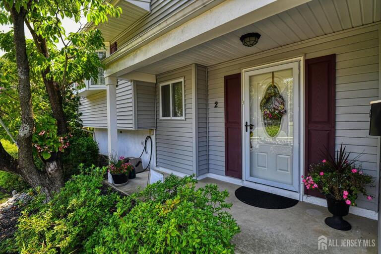 Photo 5 of 2 Peachwood Court, Milltown NJ 08850, Milltown, NJ