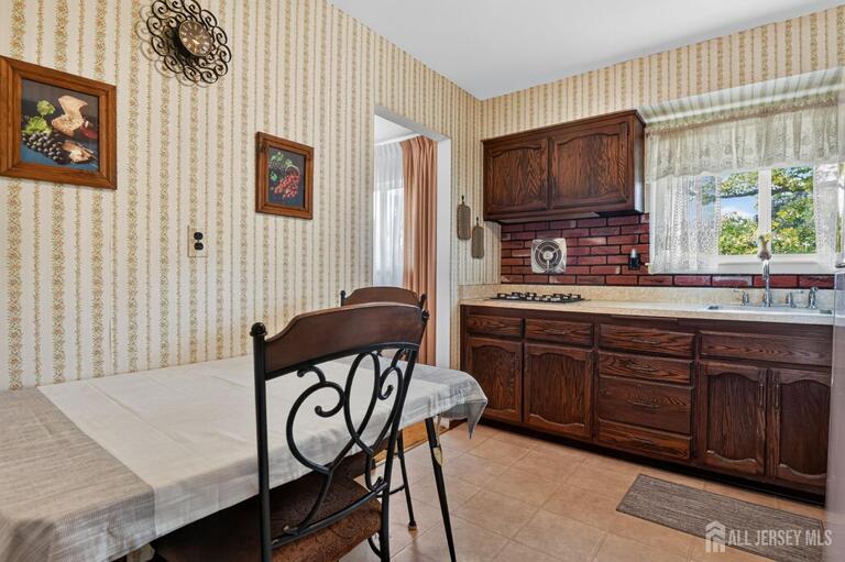 Photo 13 of 2 Peachwood Court, Milltown NJ 08850, Milltown, NJ