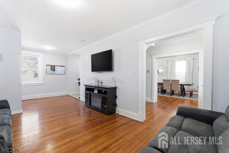Photo 4 of 140 Grove Avenue, Woodbridge Proper NJ 07095, Woodbridge Proper, NJ