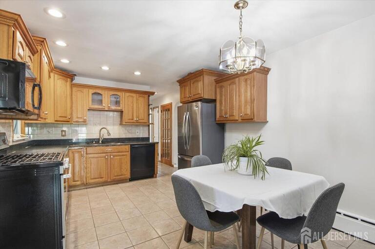 Photo 11 of 36 Oakland Avenue, Franklin NJ 08873, Franklin, NJ