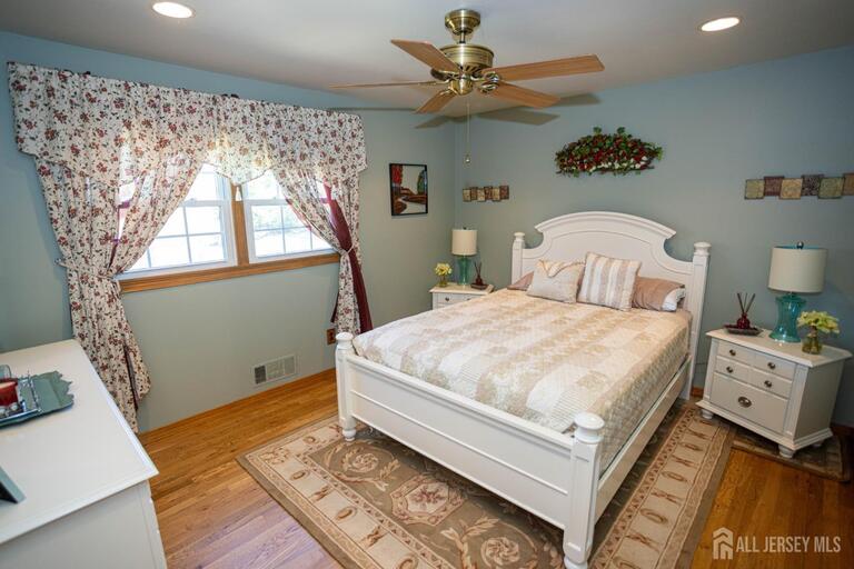 Photo 22 of 4 Cheltenham Place, Sayreville NJ 08872, Sayreville, NJ