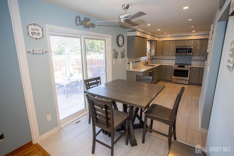 Photo 10 of 4 Cheltenham Place, Sayreville NJ 08872, Sayreville, NJ