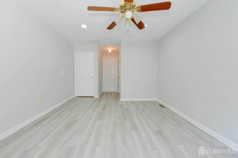 Photo 23 of 34 Forest Drive, Piscataway NJ 08844, Piscataway, NJ