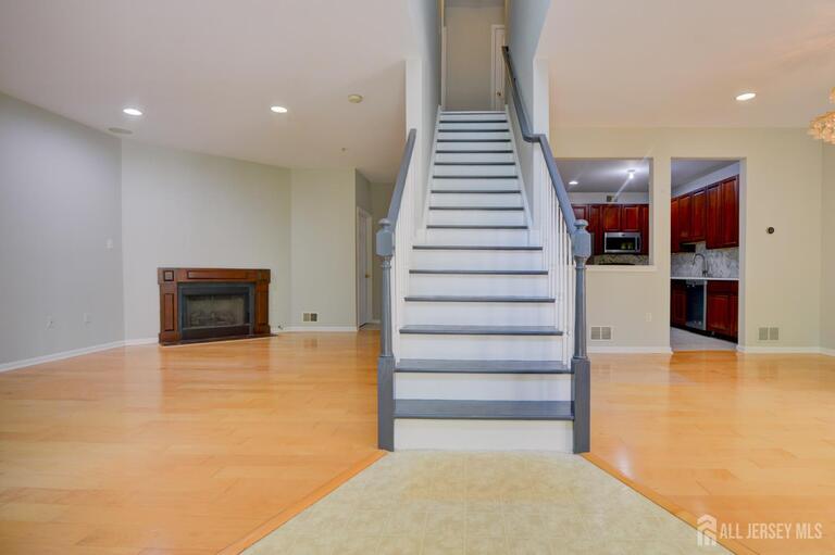 Photo 2 of 34 Forest Drive, Piscataway NJ 08844, Piscataway, NJ