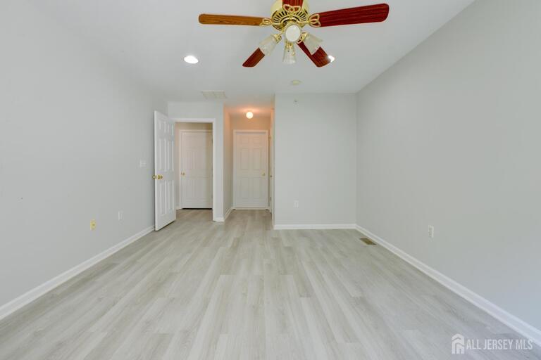 Photo 21 of 34 Forest Drive, Piscataway NJ 08844, Piscataway, NJ