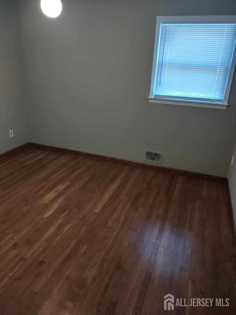 Photo 9 of 204 MARLIN Drive, Fords NJ 08863, Fords, NJ