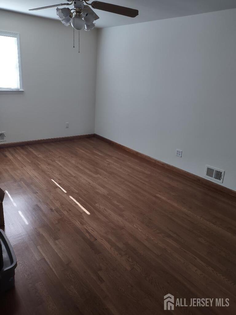 Photo 8 of 204 MARLIN Drive, Fords NJ 08863, Fords, NJ