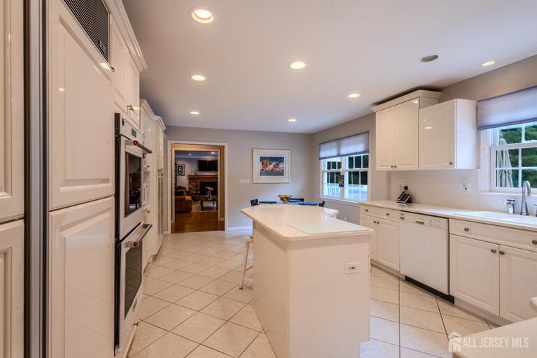Photo 23 of 6 Burlington Lane, East Brunswick NJ 08816, East Brunswick, NJ