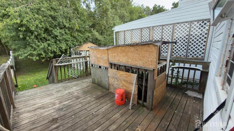 Photo 4 of 690 W Side Avenue W, Perth Amboy NJ 08861, Perth Amboy, NJ