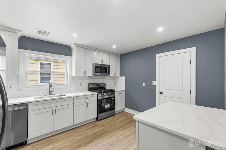 Photo 12 of 324 Harper Place # 2, Highland Park NJ 08904, Highland Park, NJ