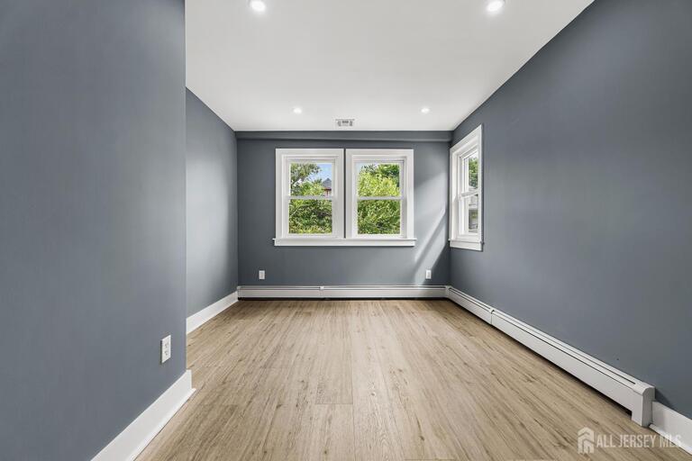 Photo 21 of 324 Harper Place # 2, Highland Park NJ 08904, Highland Park, NJ