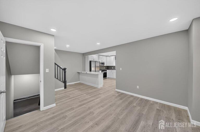 Photo 10 of 184 Green Street, Woodbridge Proper NJ 07095, Woodbridge Proper, NJ