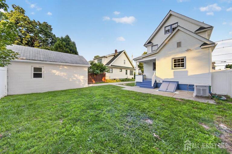 Photo 4 of 184 Green Street, Woodbridge Proper NJ 07095, Woodbridge Proper, NJ