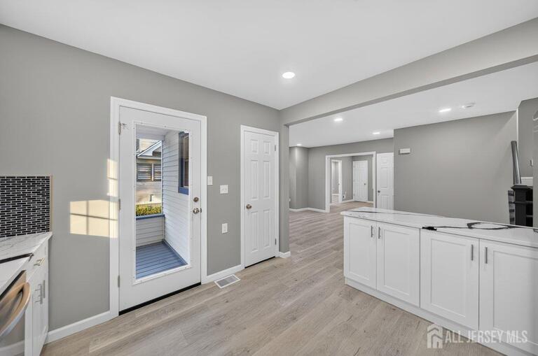 Photo 12 of 184 Green Street, Woodbridge Proper NJ 07095, Woodbridge Proper, NJ