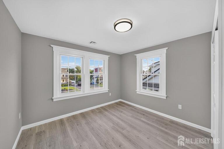 Photo 15 of 184 Green Street, Woodbridge Proper NJ 07095, Woodbridge Proper, NJ