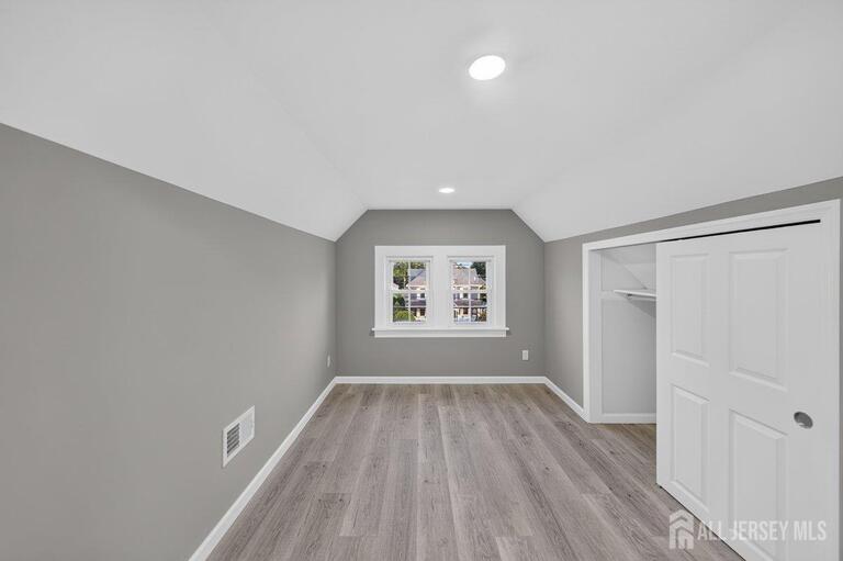 Photo 21 of 184 Green Street, Woodbridge Proper NJ 07095, Woodbridge Proper, NJ