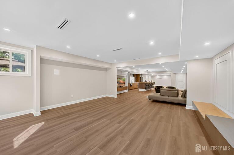 Photo 3 of 28 Ross Hall Boulevard, Piscataway NJ 08854, Piscataway, NJ
