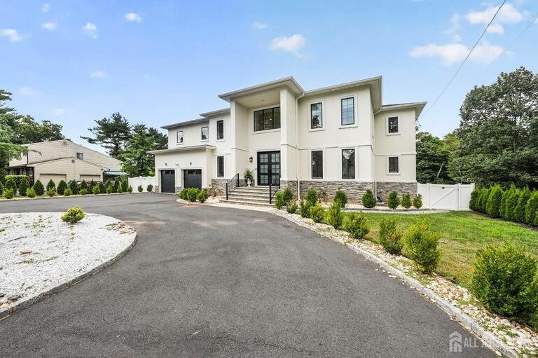 Photo 58 of 28 Ross Hall Boulevard, Piscataway NJ 08854, Piscataway, NJ