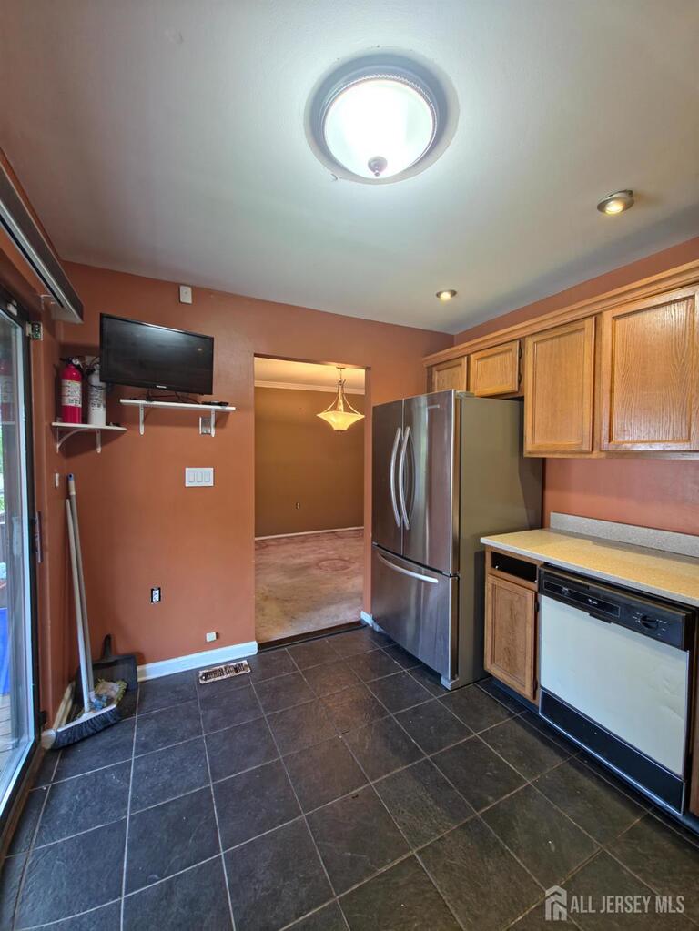 Photo 11 of 88 Richmond Street, Newark NJ 07103, Newark, NJ