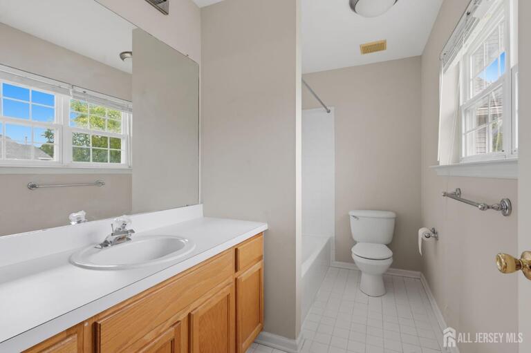 Photo 19 of 9 Bridgepointe Drive, Old Bridge NJ 08857, Old Bridge, NJ