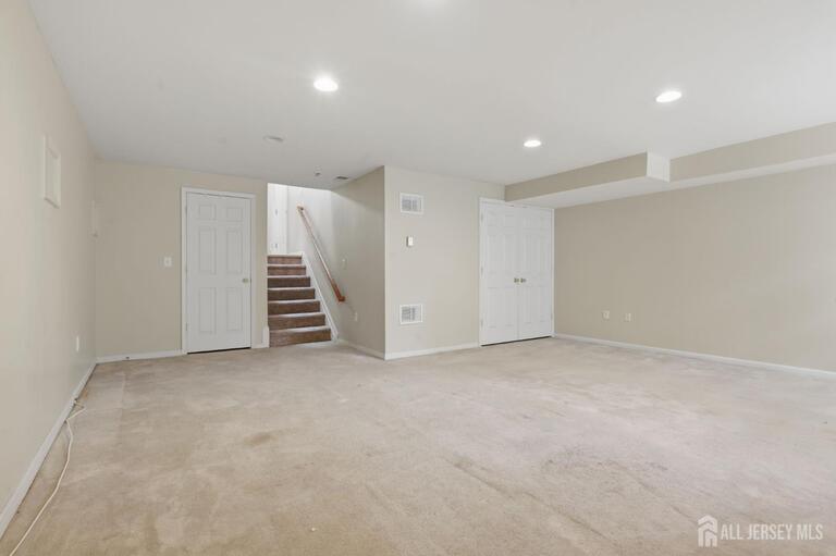 Photo 30 of 9 Bridgepointe Drive, Old Bridge NJ 08857, Old Bridge, NJ