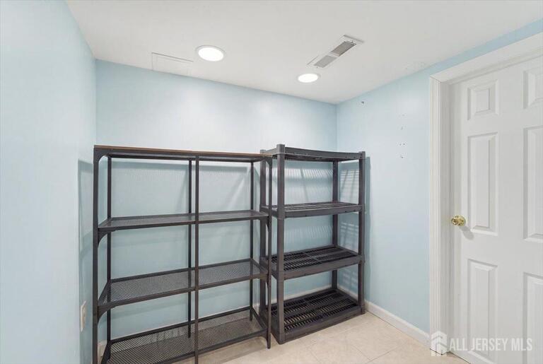Photo 37 of 130 Orchid Lane, Ewing NJ 08638, Ewing, NJ