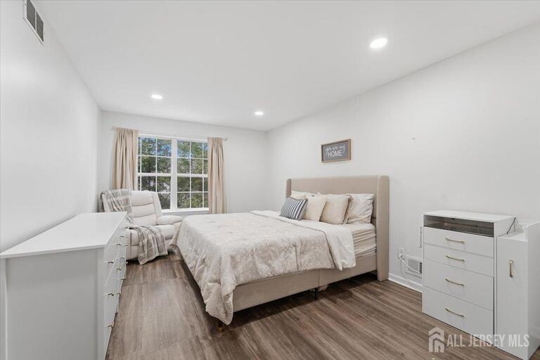 Photo 24 of 130 Orchid Lane, Ewing NJ 08638, Ewing, NJ