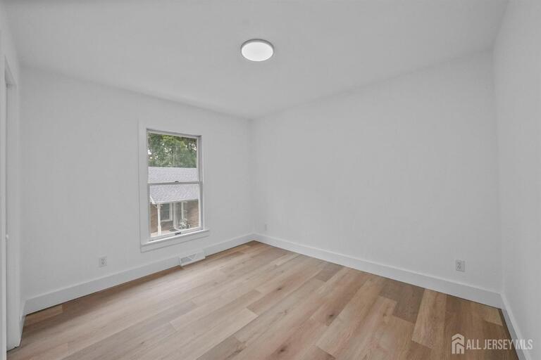 Photo 11 of 1834 Holly Road, North Brunswick NJ 08902, North Brunswick, NJ