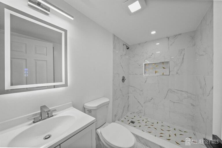 Photo 3 of 1834 Holly Road, North Brunswick NJ 08902, North Brunswick, NJ