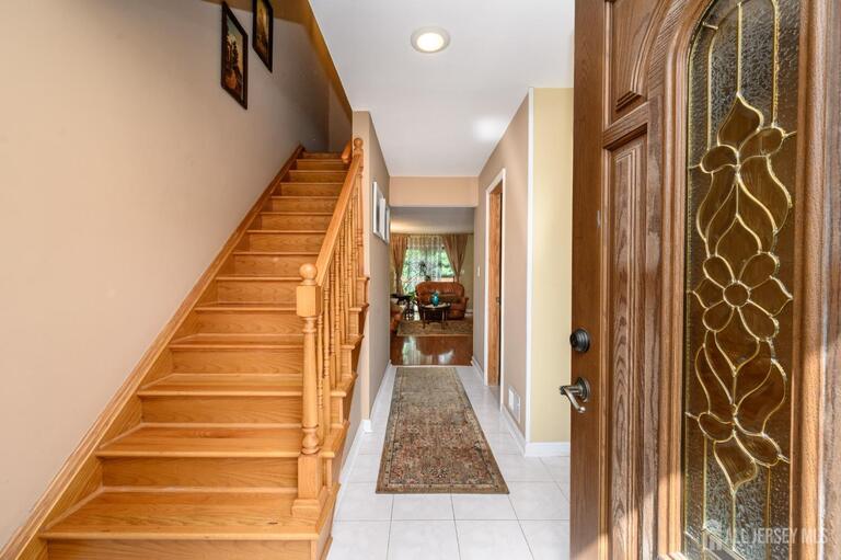 Photo 3 of 614 Maple Hill Drive, Woodbridge Proper NJ 07095, Woodbridge Proper, NJ