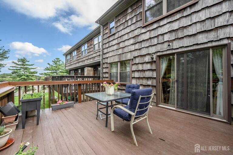 Photo 9 of 614 Maple Hill Drive, Woodbridge Proper NJ 07095, Woodbridge Proper, NJ
