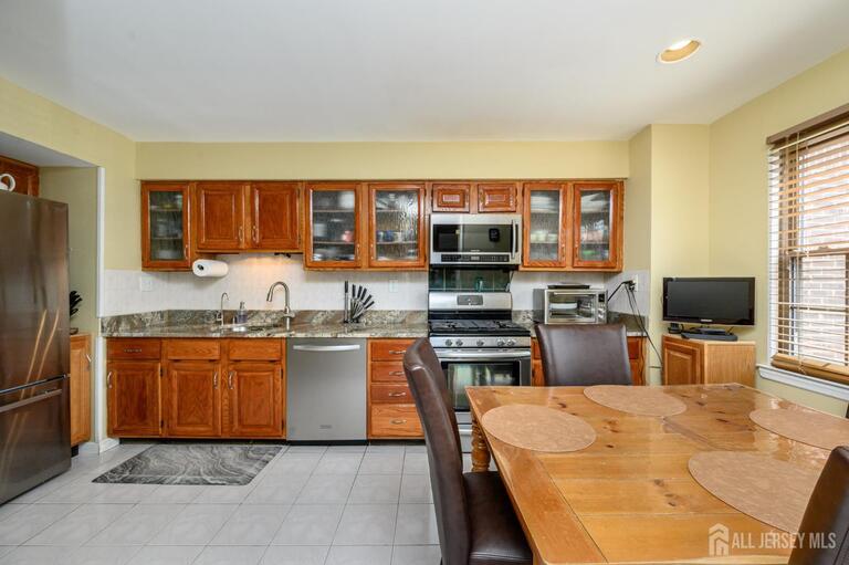 Photo 12 of 614 Maple Hill Drive, Woodbridge Proper NJ 07095, Woodbridge Proper, NJ