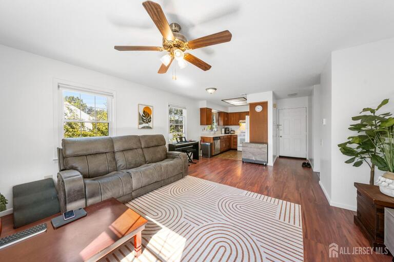 Photo 4 of 406 Oxford Lane # O, Monroe NJ 08831, Monroe, NJ