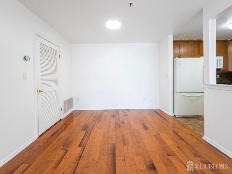 Photo 8 of 1013 Waterford Drive, Edison NJ 08817, Edison, NJ