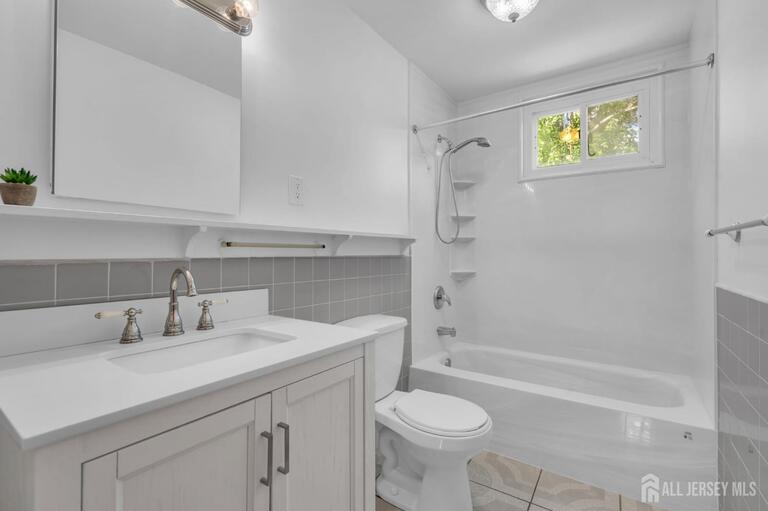 Photo 18 of 341 Middle Road, Hazlet NJ 07730, Hazlet, NJ