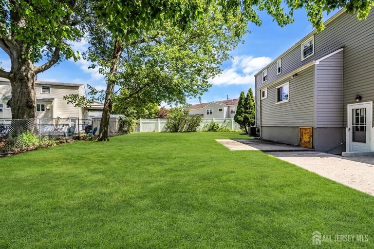 Photo 27 of 341 Middle Road, Hazlet NJ 07730, Hazlet, NJ