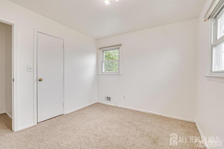 Photo 21 of 559 Wood Avenue, Edison NJ 08820, Edison, NJ
