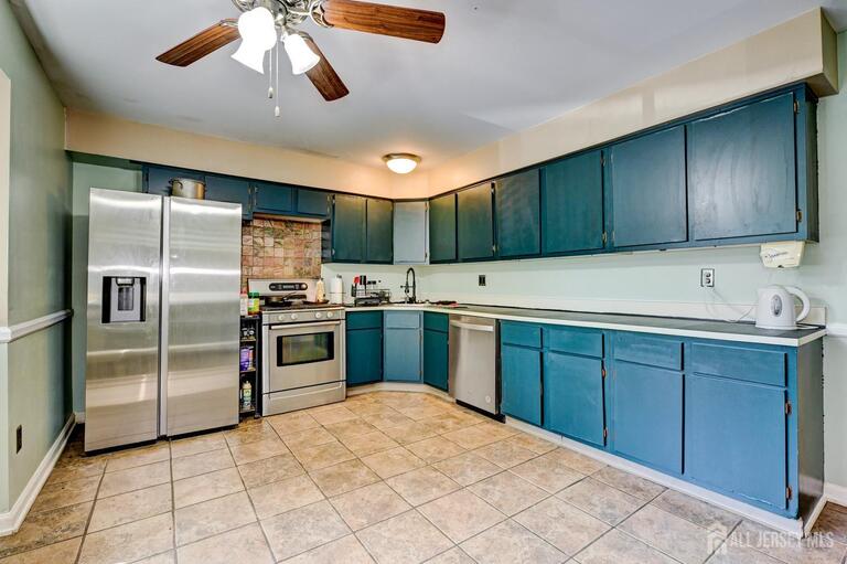 Photo 22 of 1705 N Oaks Boulevard N, North Brunswick NJ 08902, North Brunswick, NJ