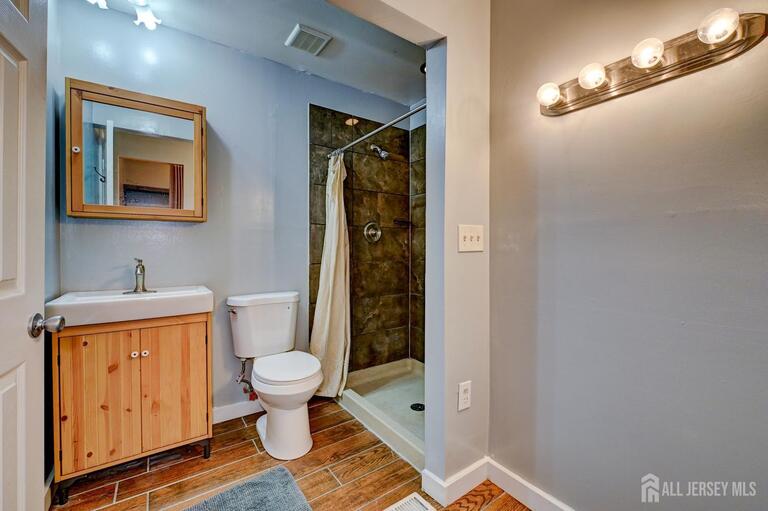 Photo 31 of 1705 N Oaks Boulevard N, North Brunswick NJ 08902, North Brunswick, NJ
