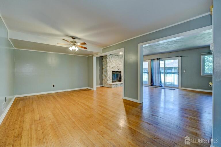 Photo 4 of 1705 N Oaks Boulevard N, North Brunswick NJ 08902, North Brunswick, NJ