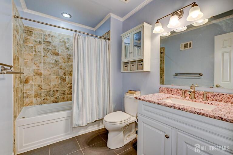 Photo 27 of 1705 N Oaks Boulevard N, North Brunswick NJ 08902, North Brunswick, NJ