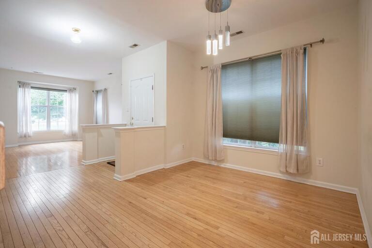 Photo 7 of 1301 Dahlia Circle, South Brunswick NJ 08810, South Brunswick, NJ