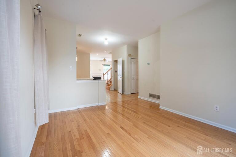 Photo 5 of 1301 Dahlia Circle, South Brunswick NJ 08810, South Brunswick, NJ