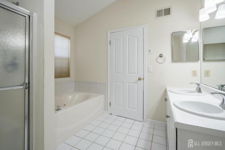 Photo 19 of 1301 Dahlia Circle, South Brunswick NJ 08810, South Brunswick, NJ