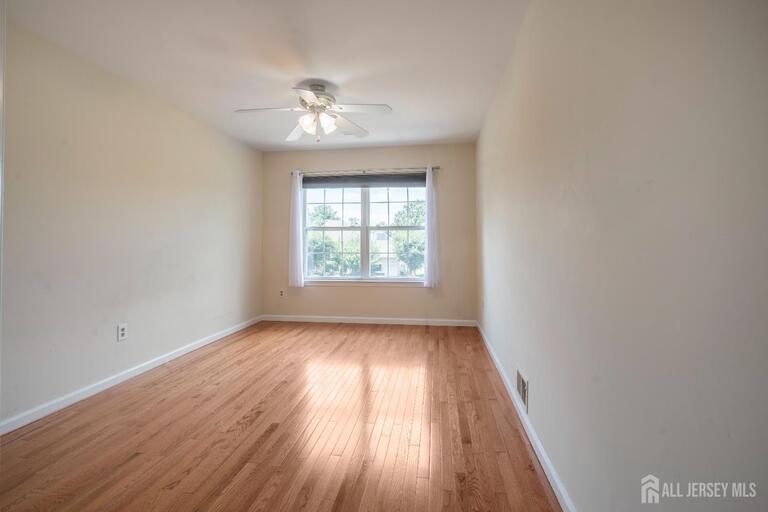 Photo 16 of 1301 Dahlia Circle, South Brunswick NJ 08810, South Brunswick, NJ