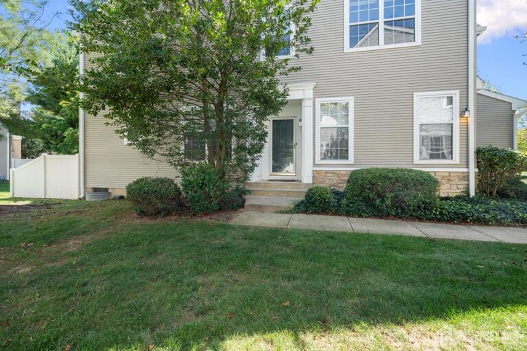 Photo 22 of 1301 Dahlia Circle, South Brunswick NJ 08810, South Brunswick, NJ