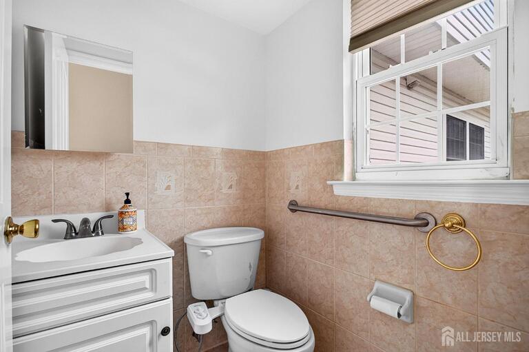 Photo 12 of 296 Remsen Avenue, Avenel NJ 07001, Avenel, NJ