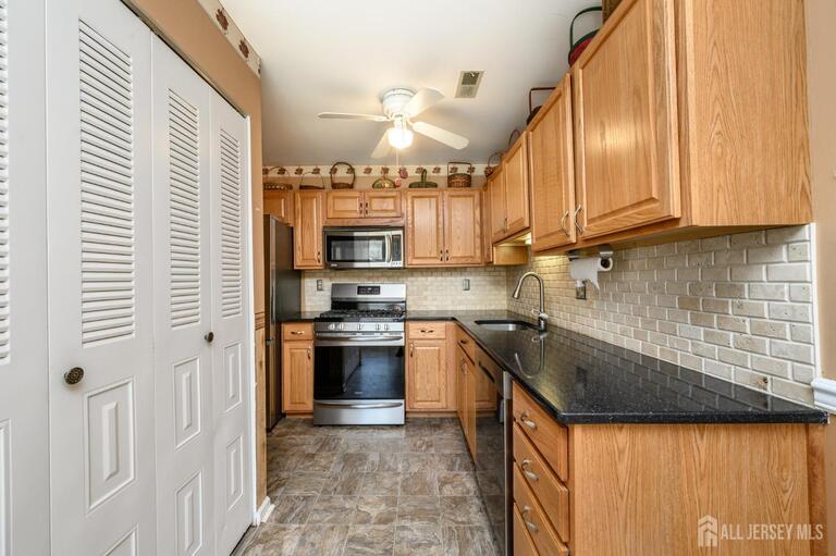Photo 6 of 39 River Bank Drive, Florence NJ 08554, Florence, NJ