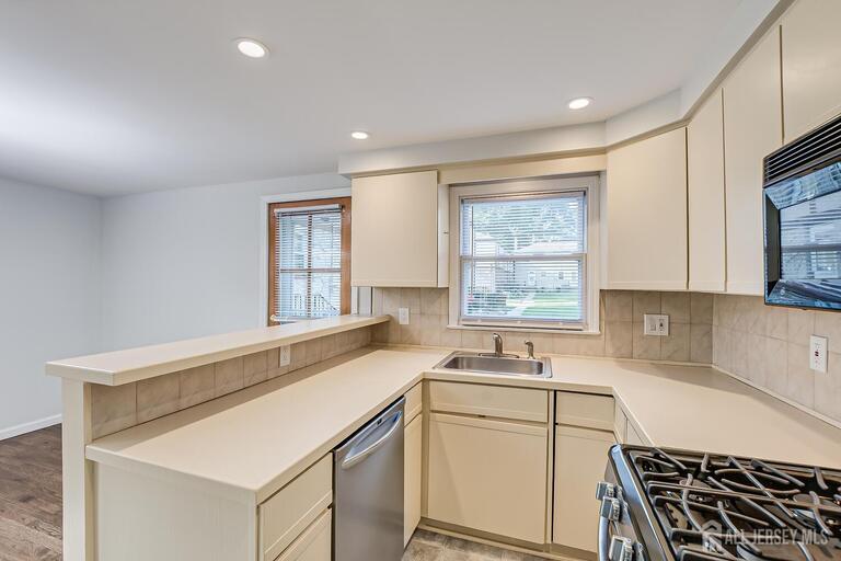 Photo 18 of 183 High Street, Metuchen NJ 08840, Metuchen, NJ